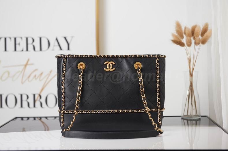 Chanel Handbags 662